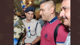 Video: चेन्नई पहुंचे महेंद्र सिंह धोनी; जोरों से शुरू होगी आईपीएल की तैयारी